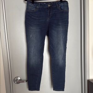 Kut from the Kloth Distressed Skinny Jeans